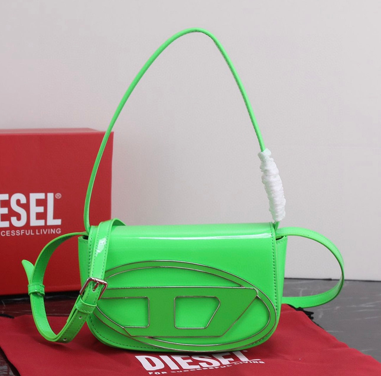 Di shoulder bag image 3