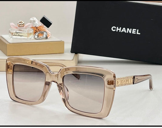 C Sunglasses image 0