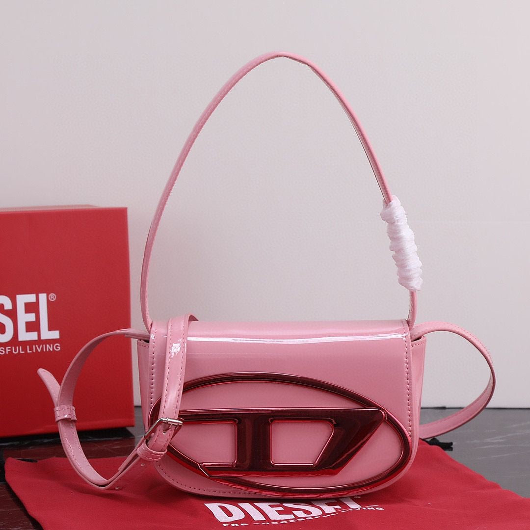 Di shoulder bag image 1