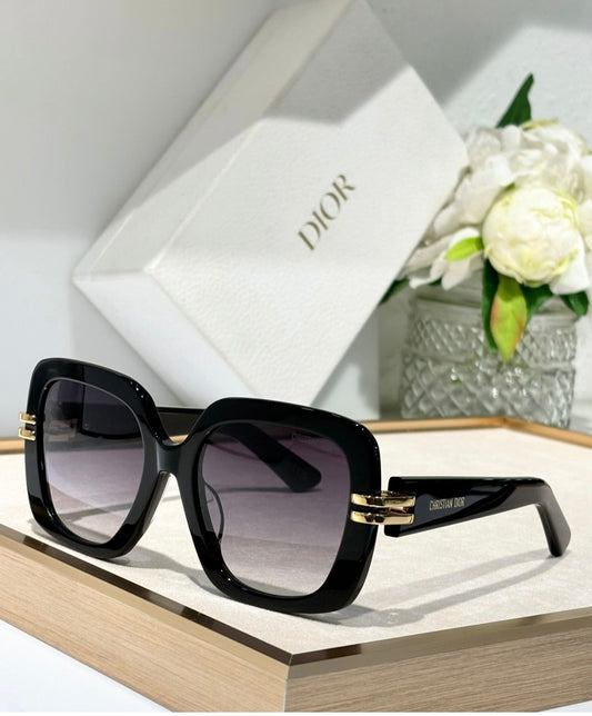 D Sunglasses image 0