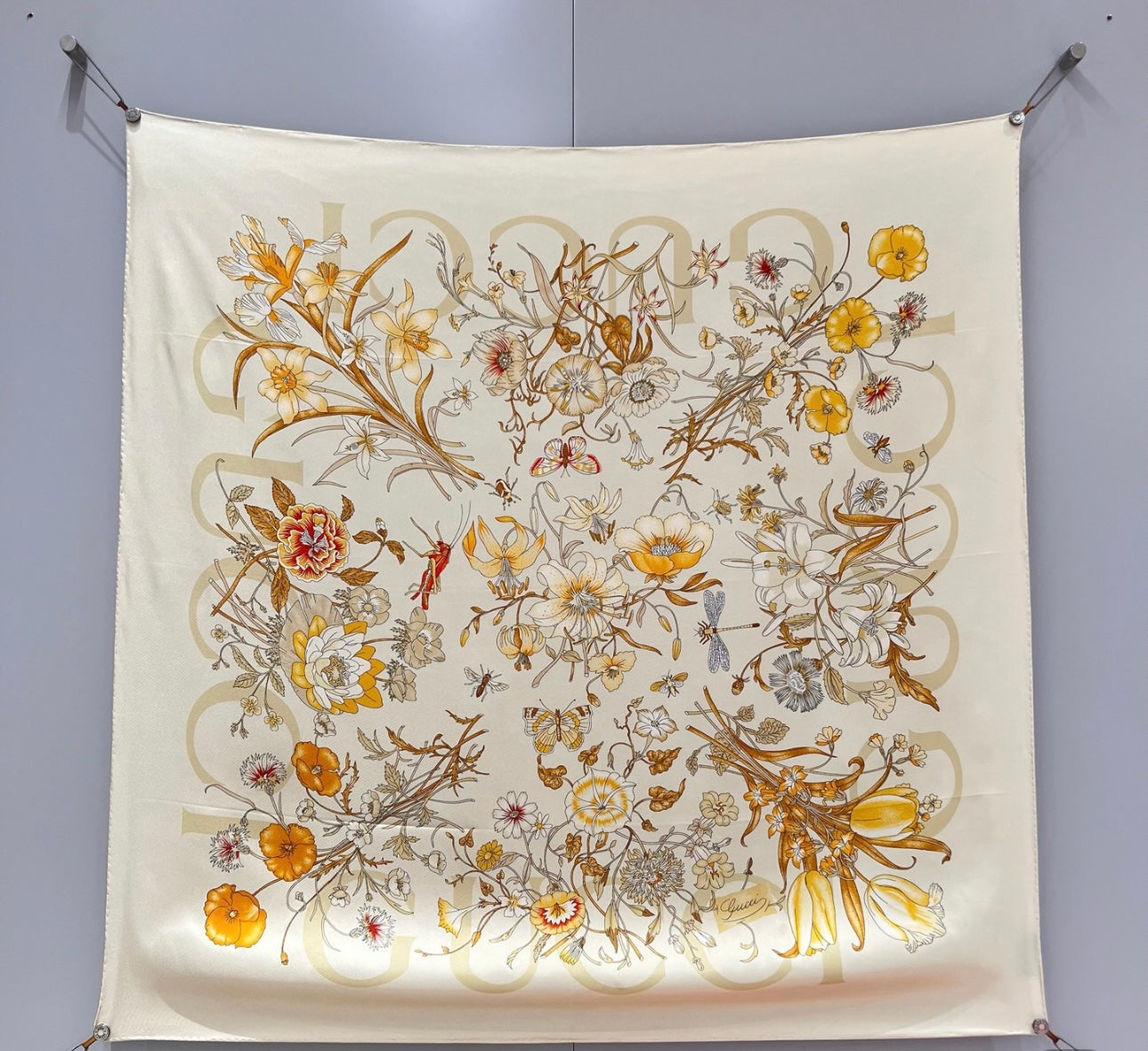 Scarves image 0