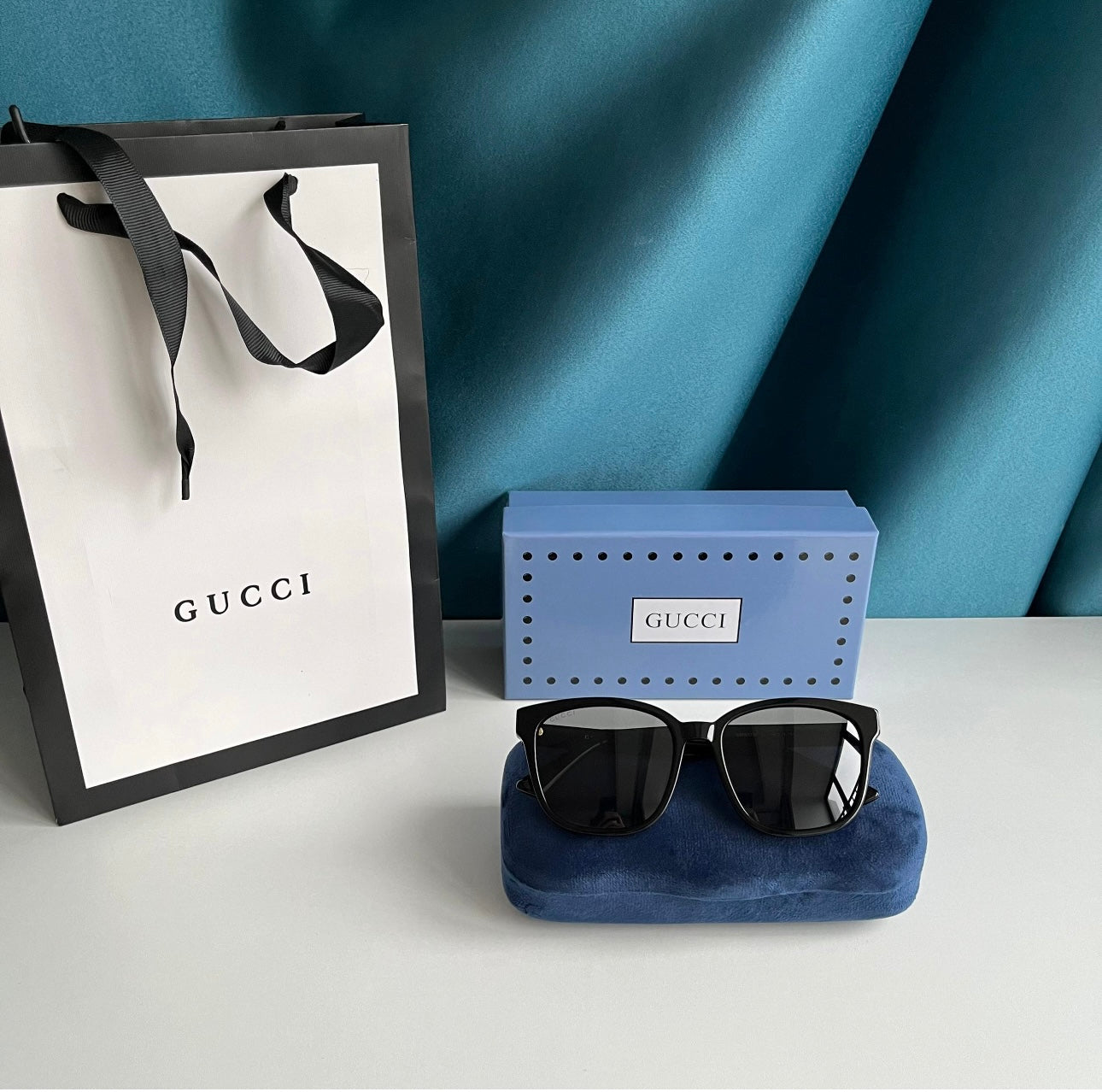 G sunglasses image 1