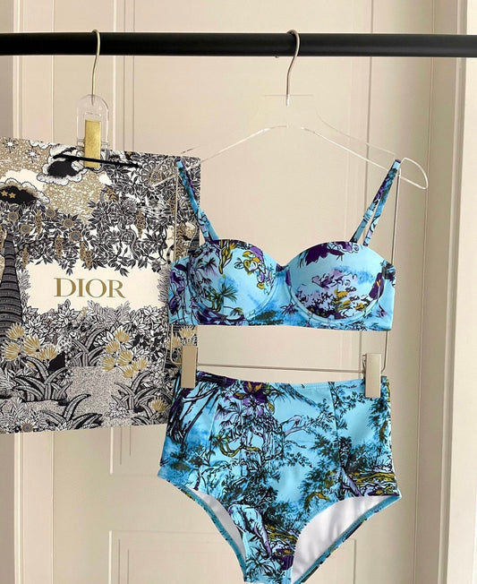 D swimwear image 0